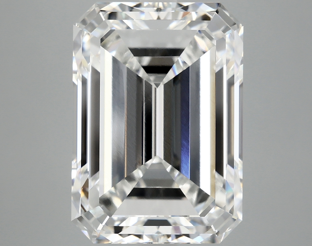 10.06 CT Emerald Diamond