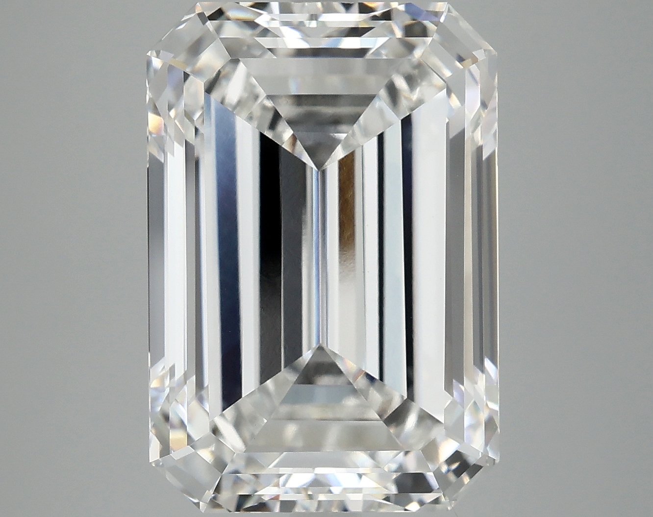 10.80 CT Emerald Diamond