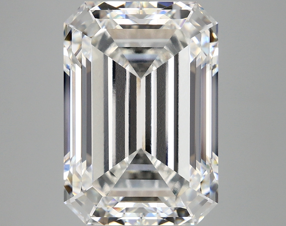 8.64 CT Emerald Diamond