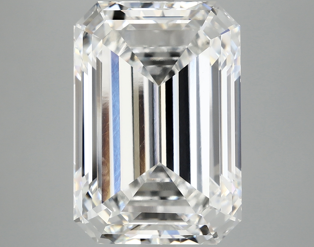 10.15 CT Emerald Diamond