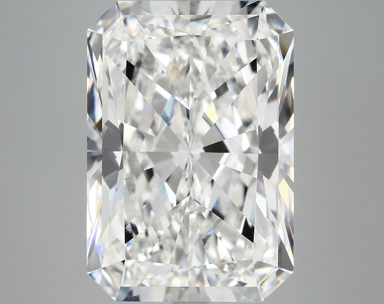 10.09 CT Radiant Diamond