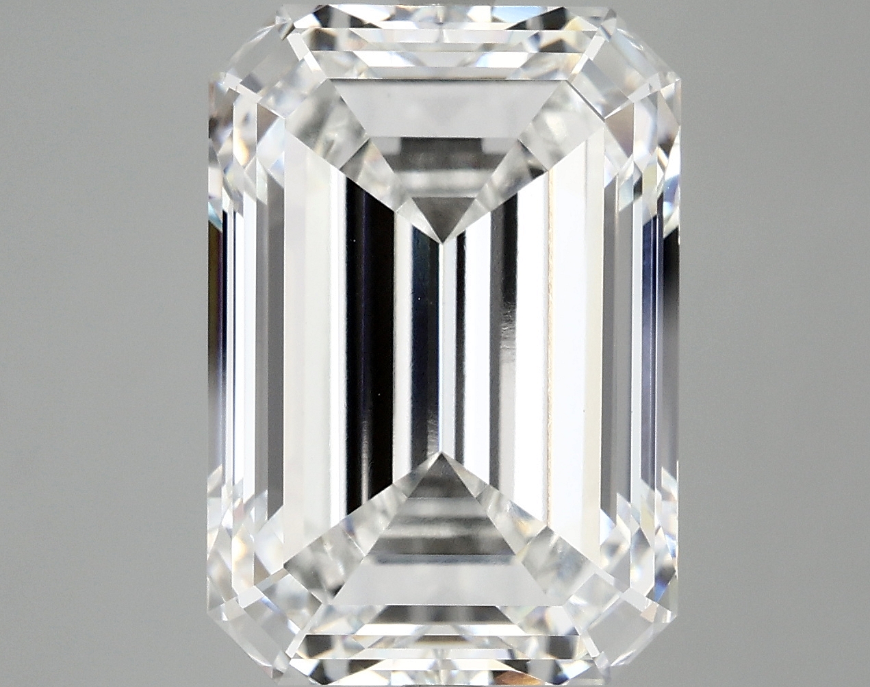 10.07 CT Emerald Diamond