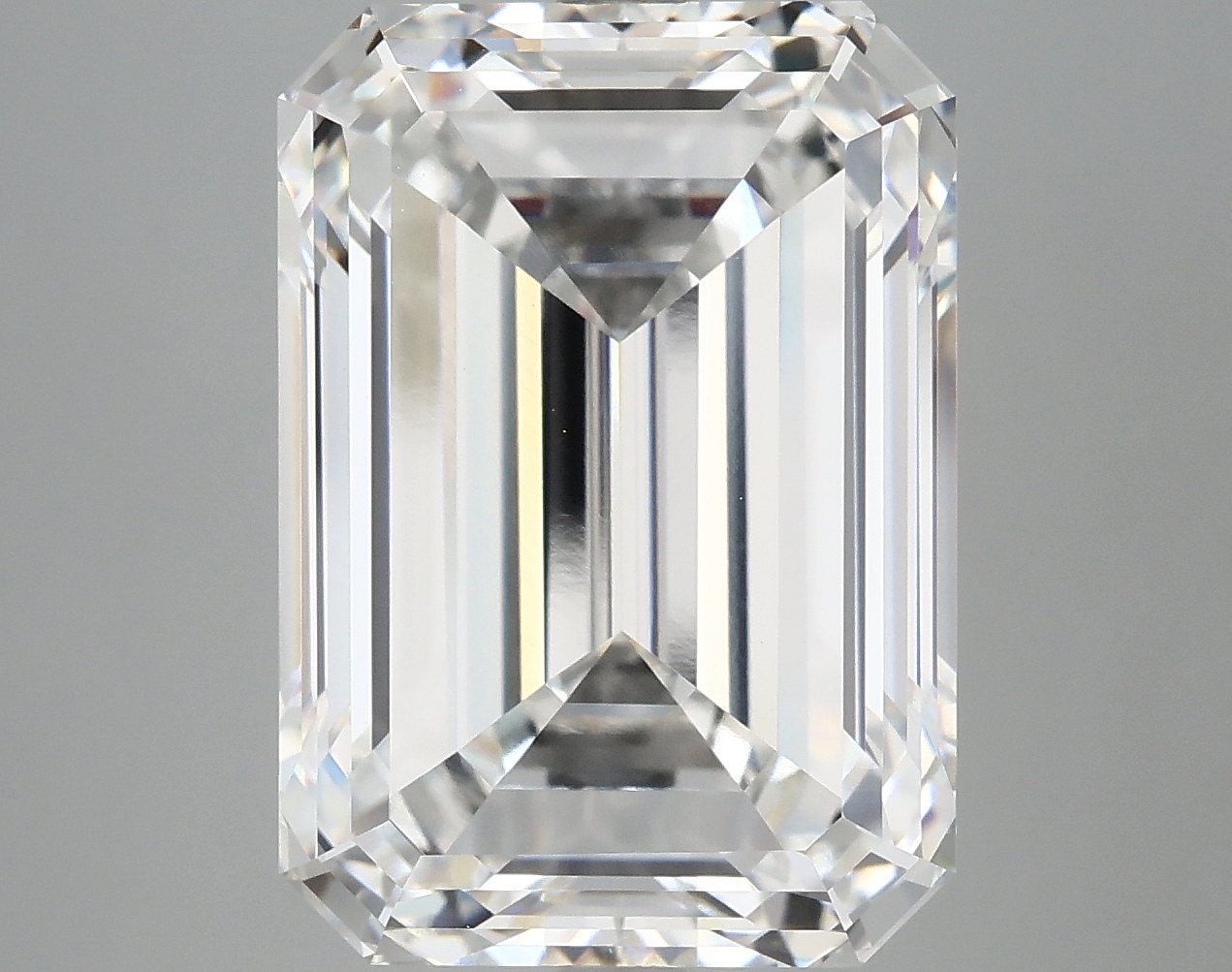 10.23 CT Emerald Diamond