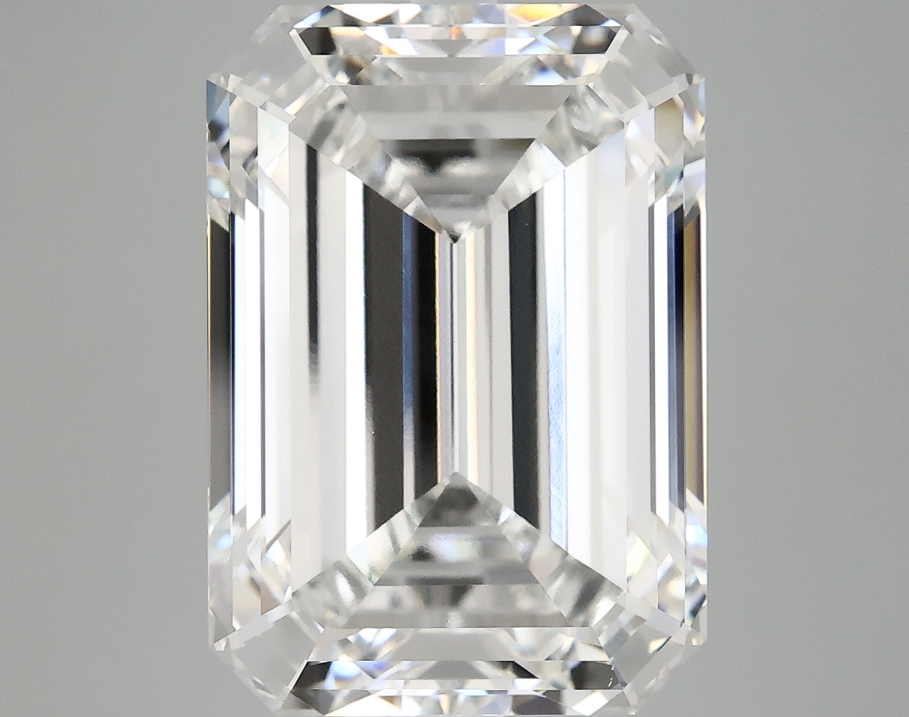 10.14 CT Emerald Diamond