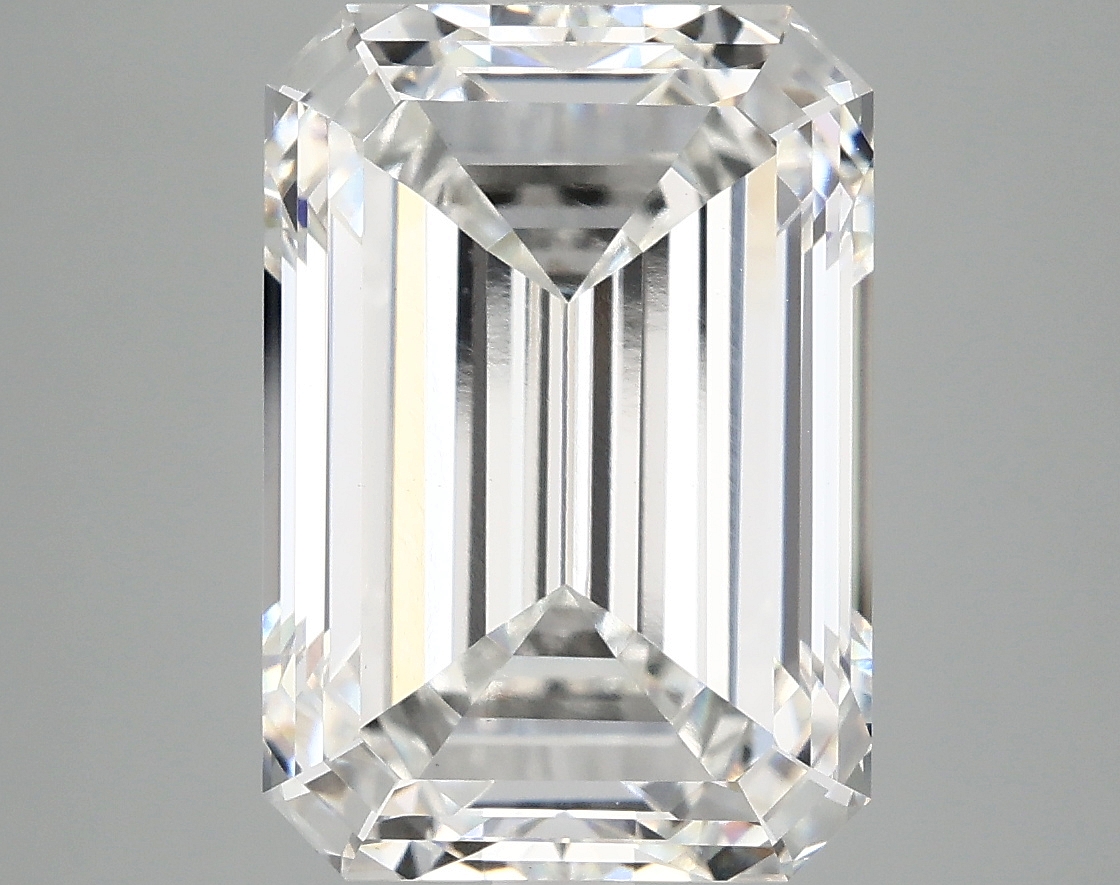 7.04 CT Emerald Diamond