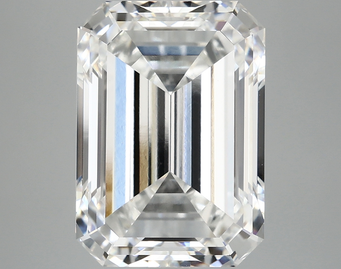 7.07 CT Emerald Diamond