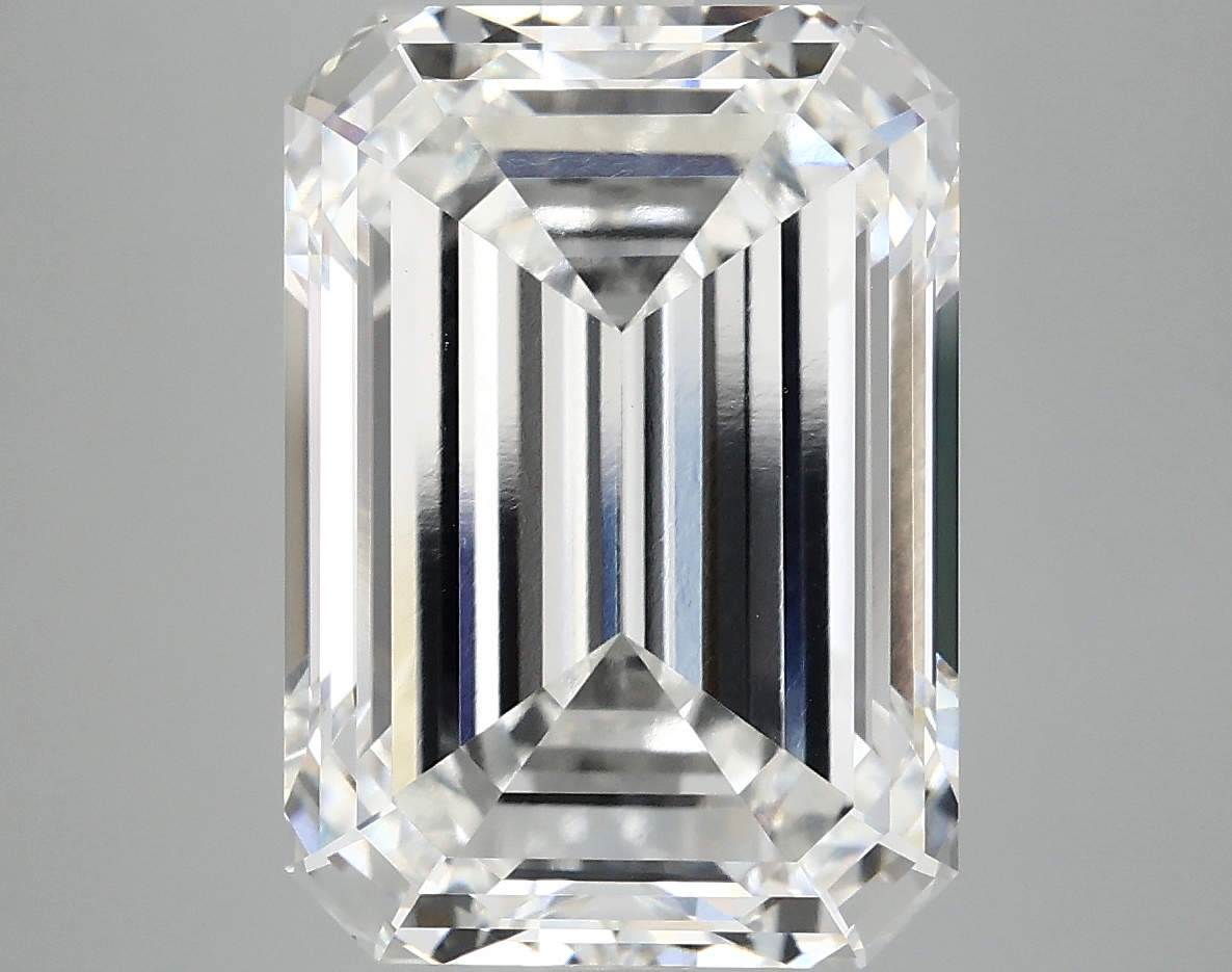 8.34 CT Emerald Diamond