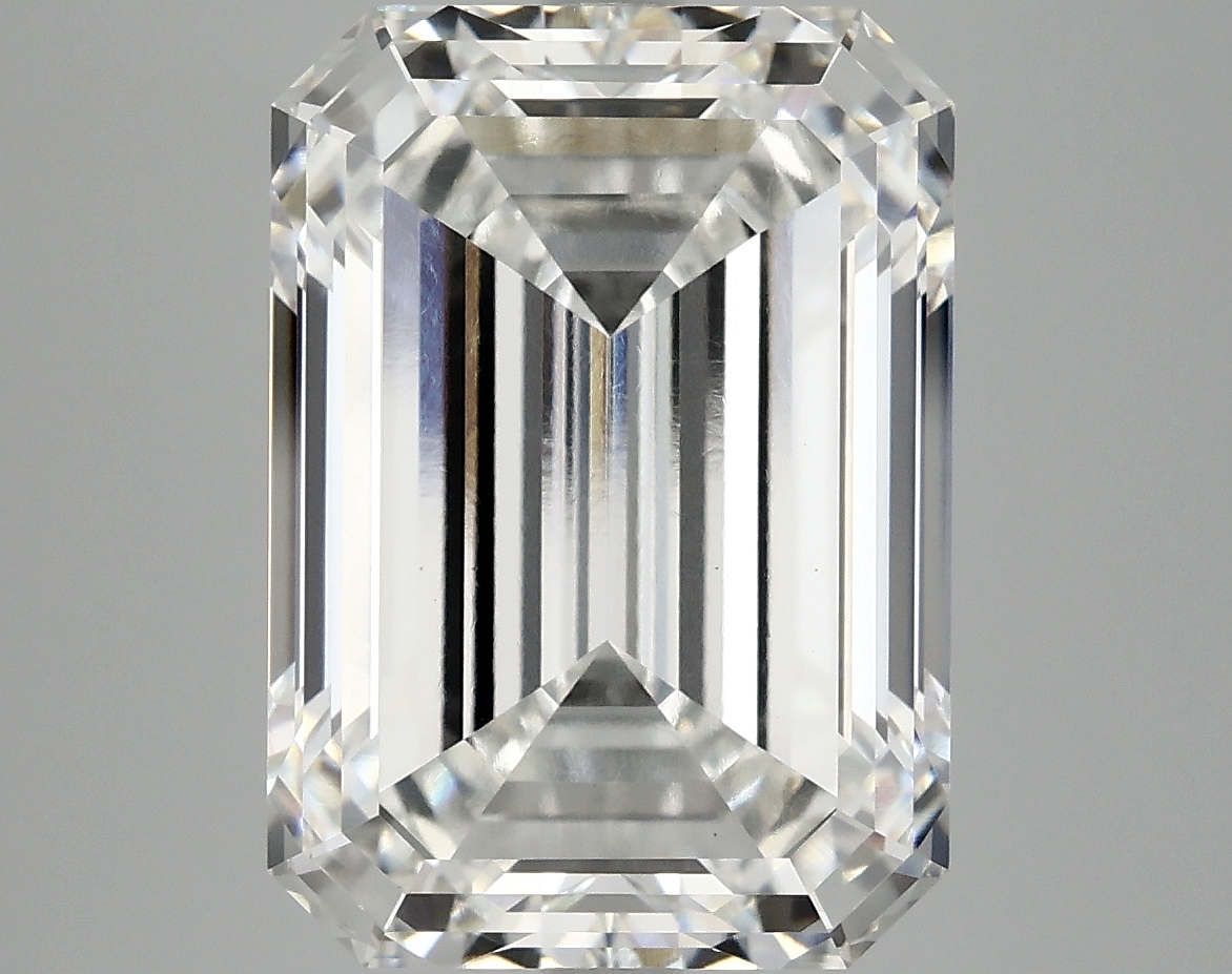 8.28 CT Emerald Diamond