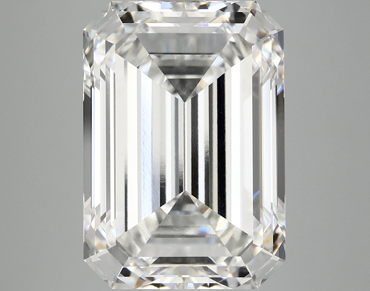 8.32 CT Emerald Diamond