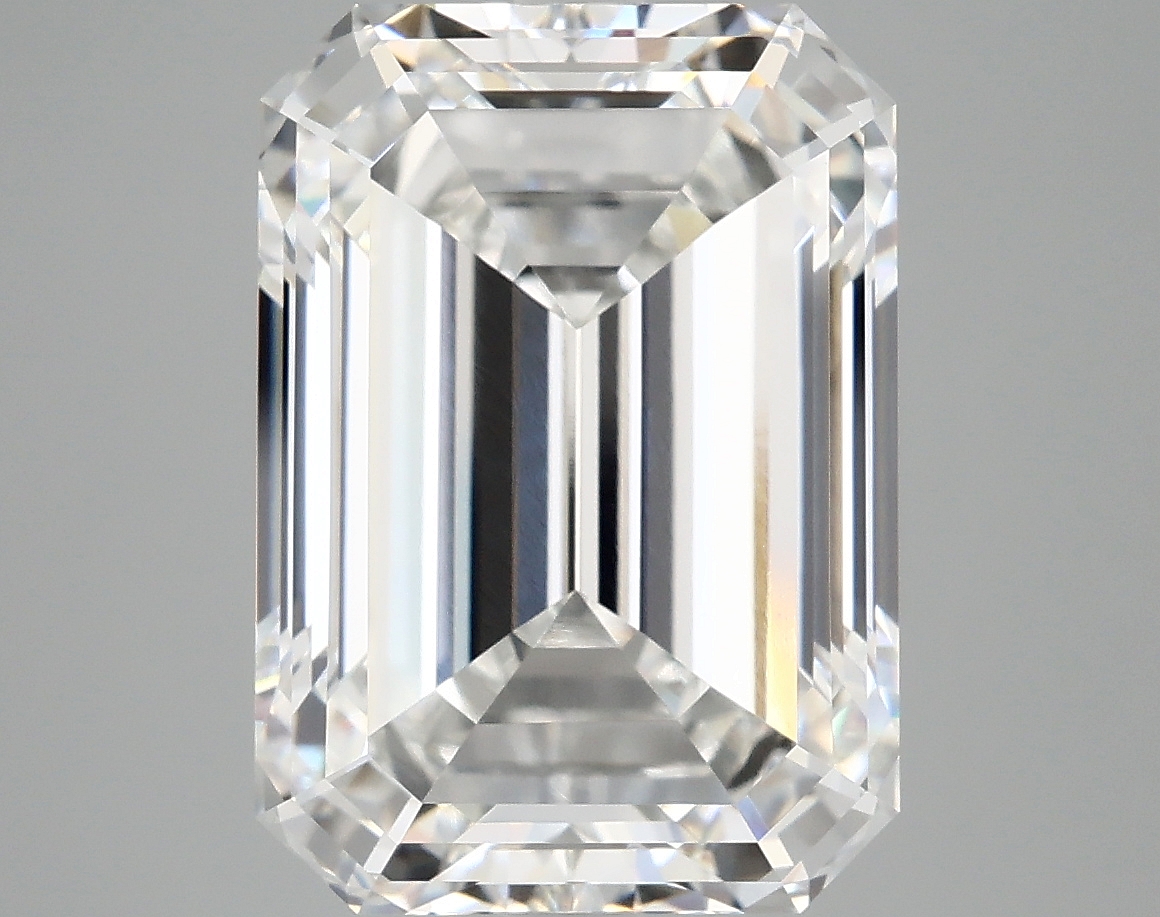 8.23 CT Emerald Diamond