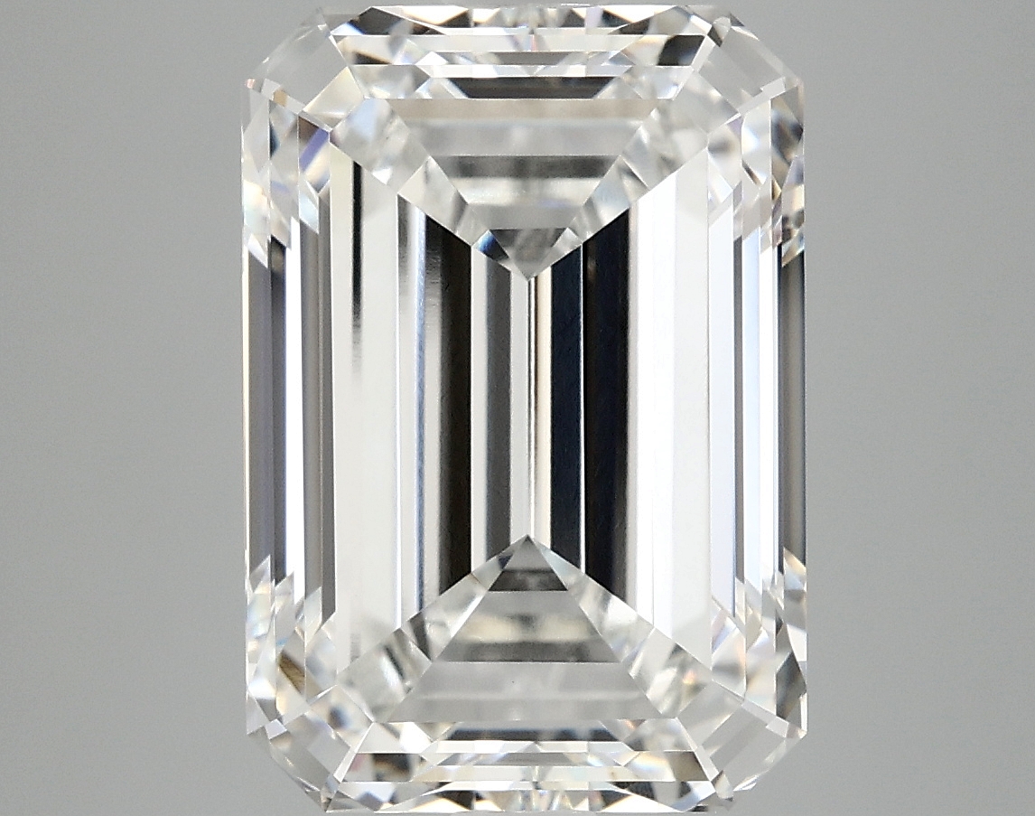 7.17 CT Emerald Diamond