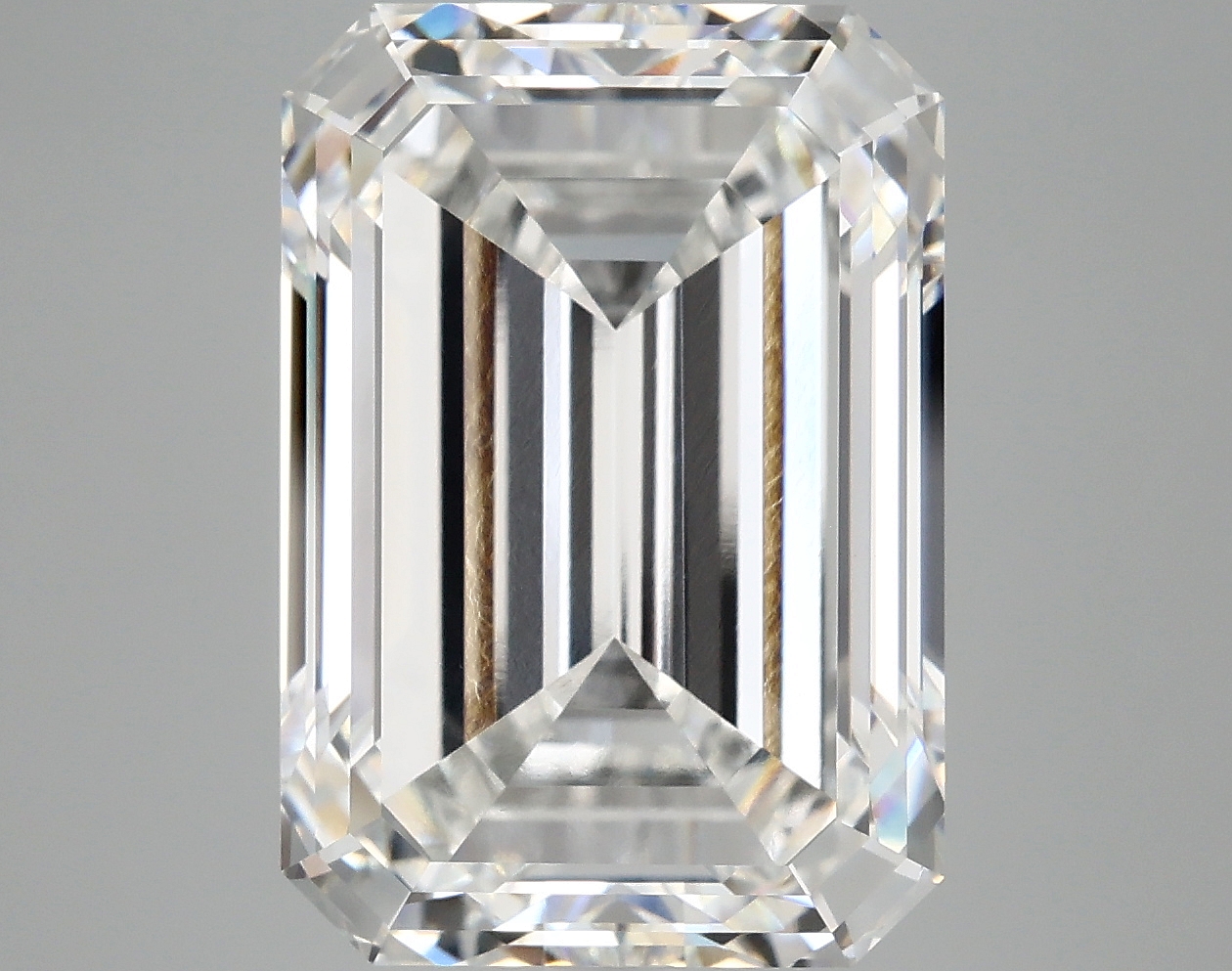 10.08 CT Emerald Diamond