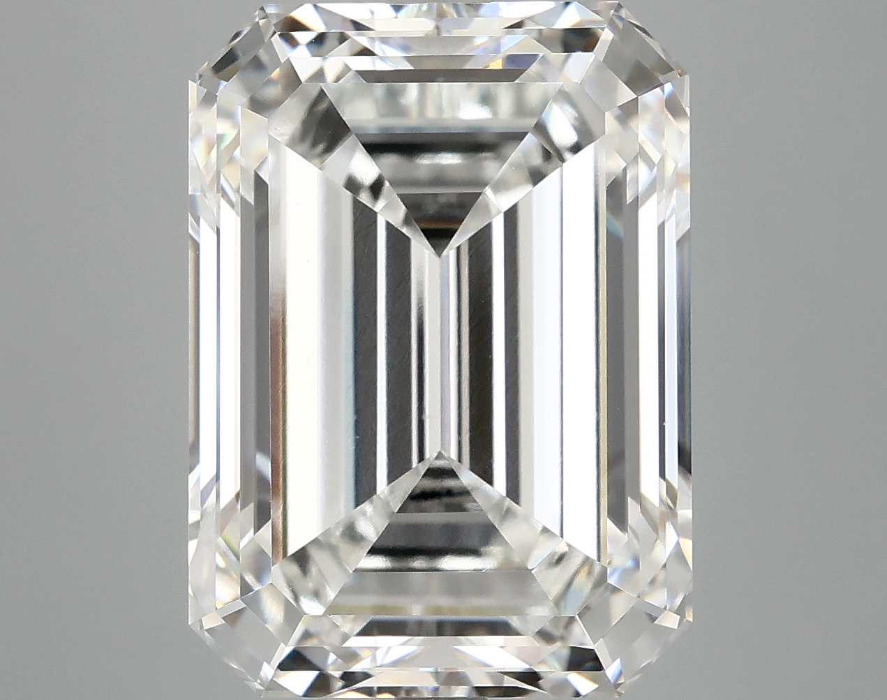 10.64 CT Emerald Diamond