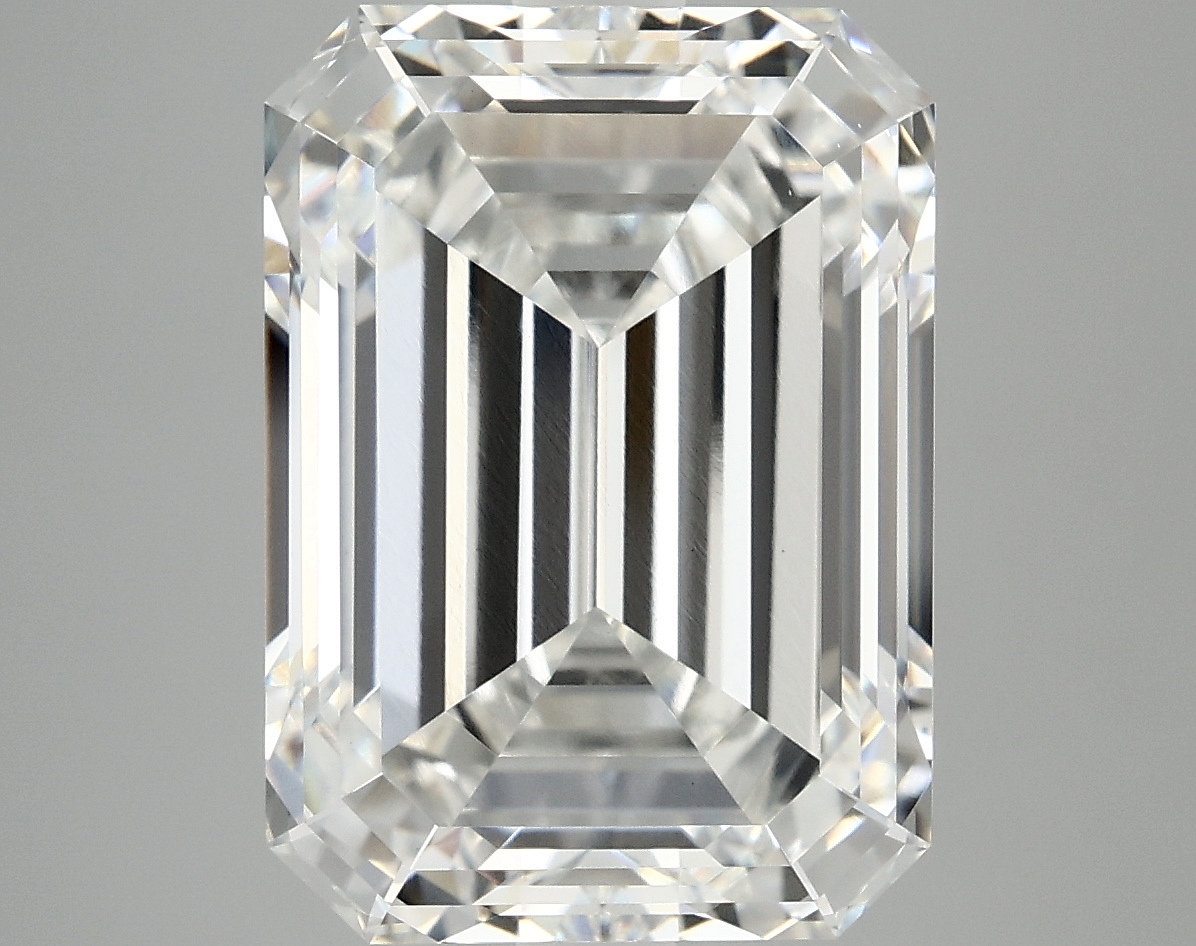 8.20 CT Emerald Diamond