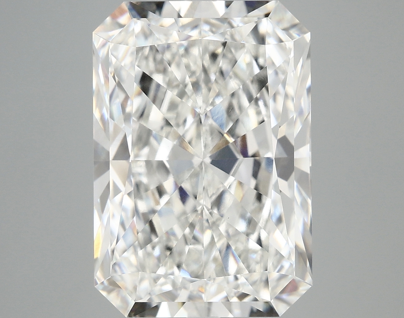 9.20 CT Radiant Diamond