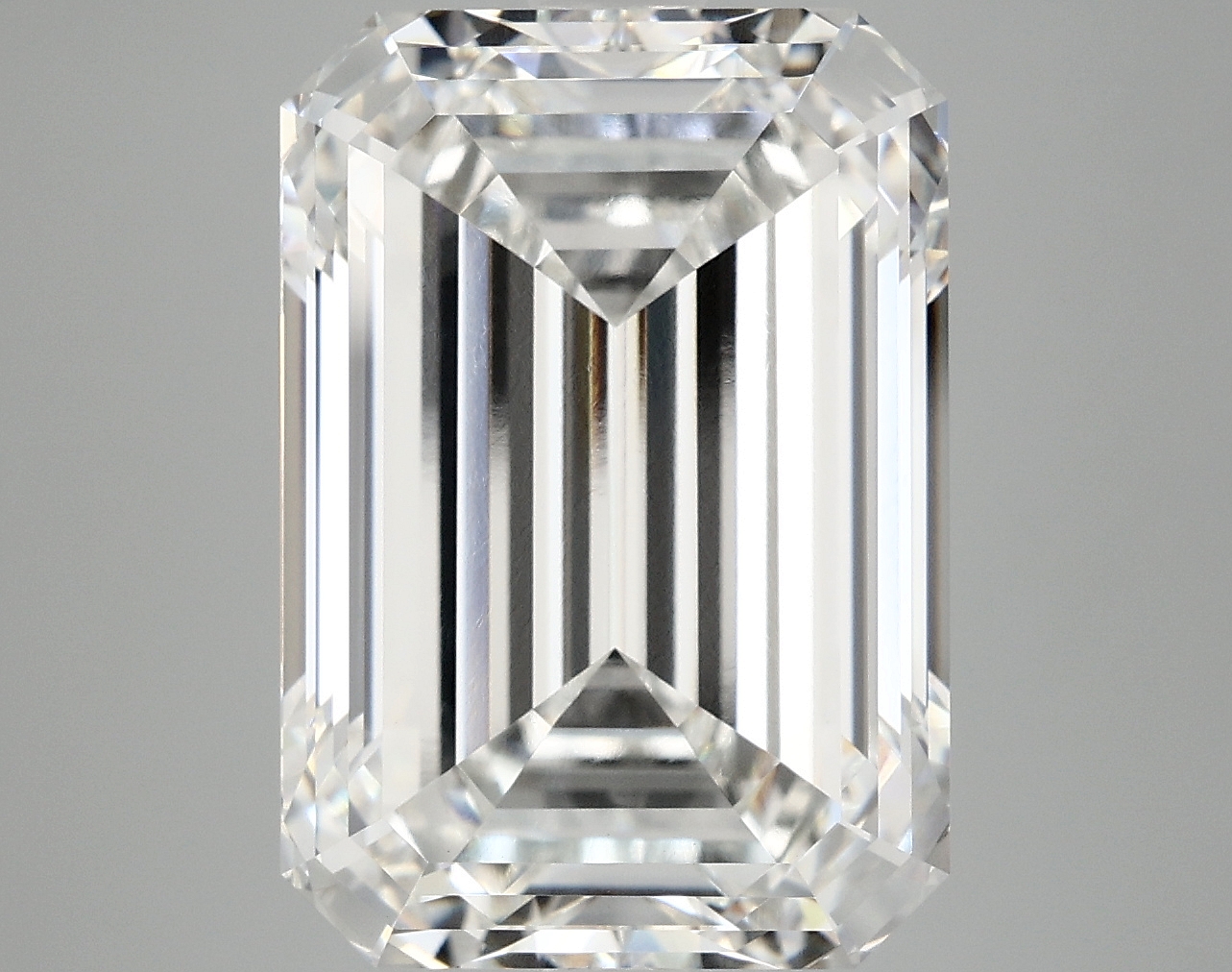 10.11 CT Emerald Diamond