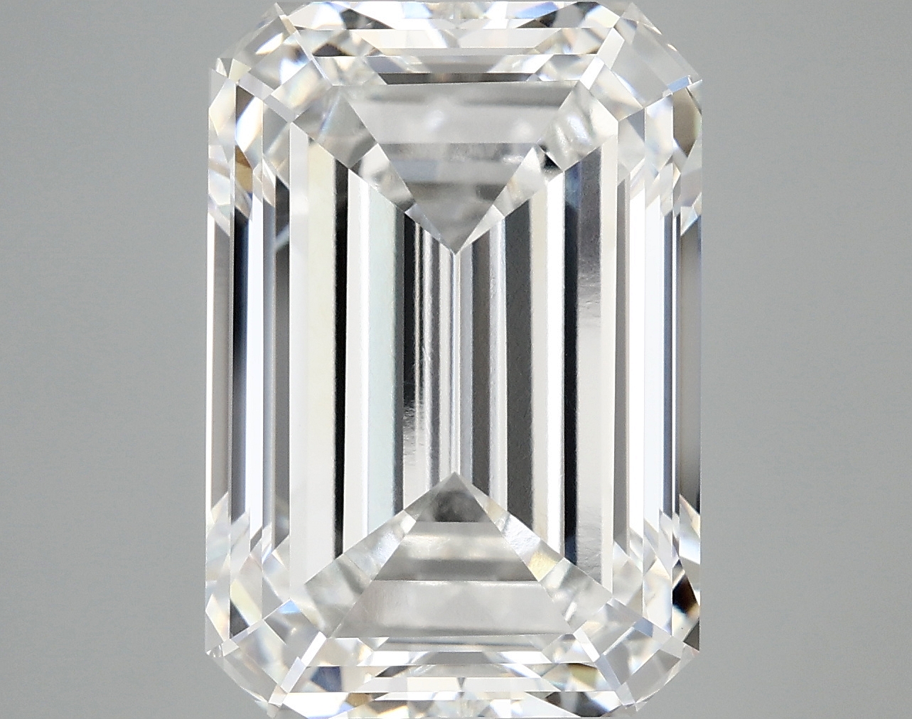 10.20 CT Emerald Diamond