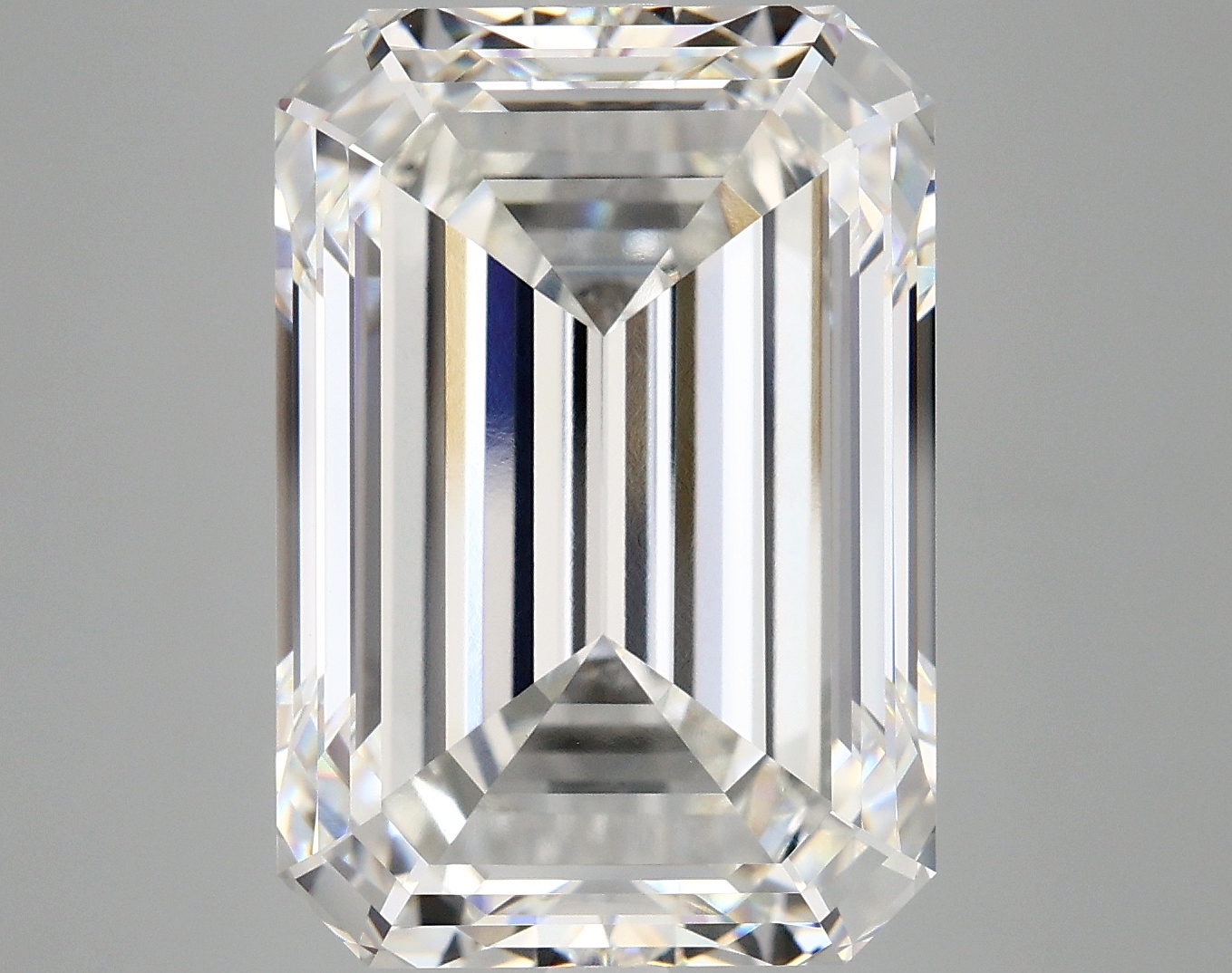 12.33 CT Emerald Diamond