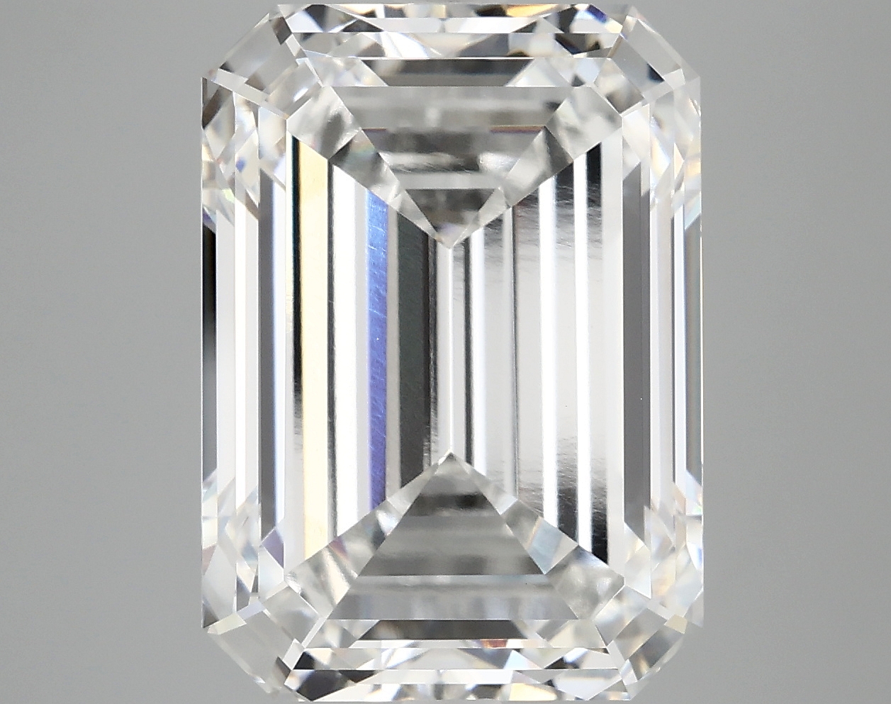 10.34 CT Emerald Diamond