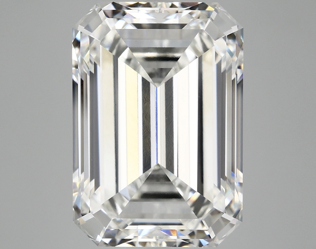 10.60 CT Emerald Diamond