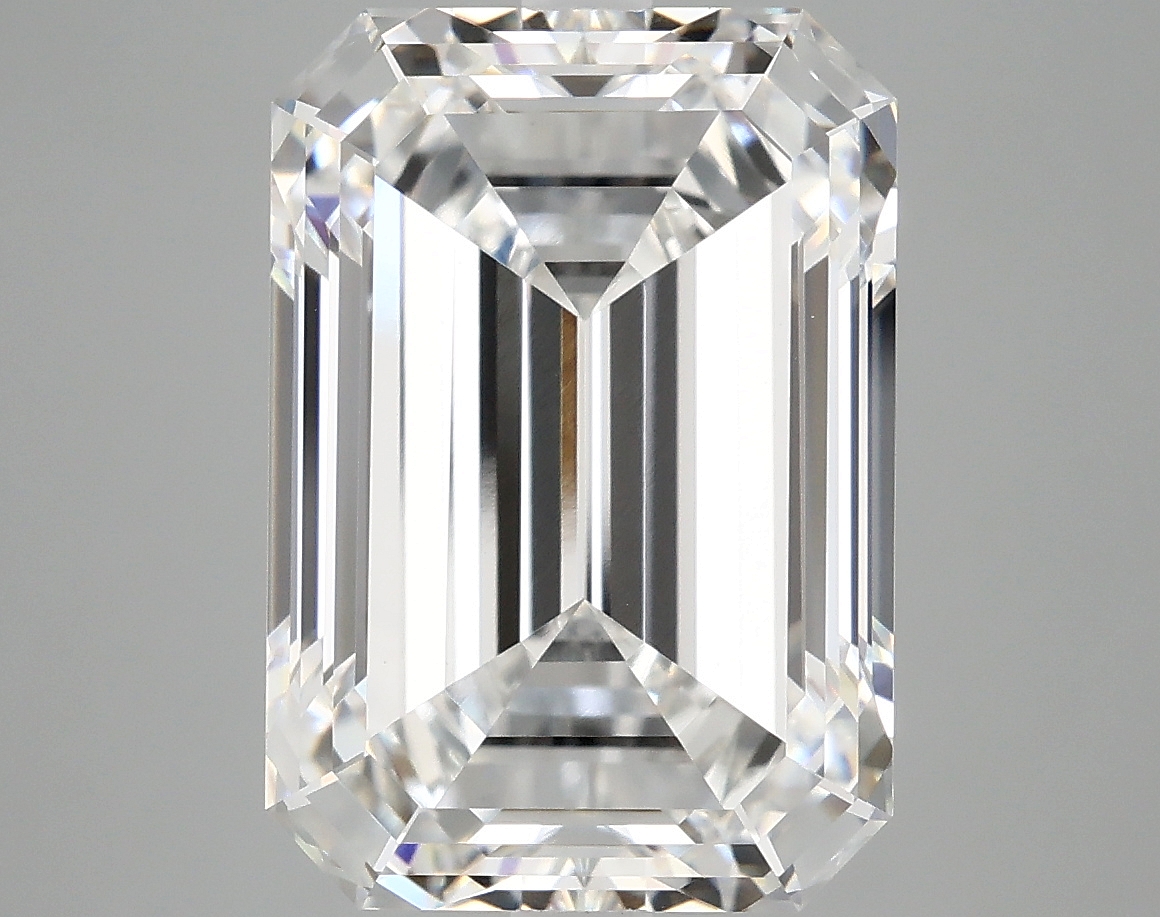 7.74 CT Emerald Diamond