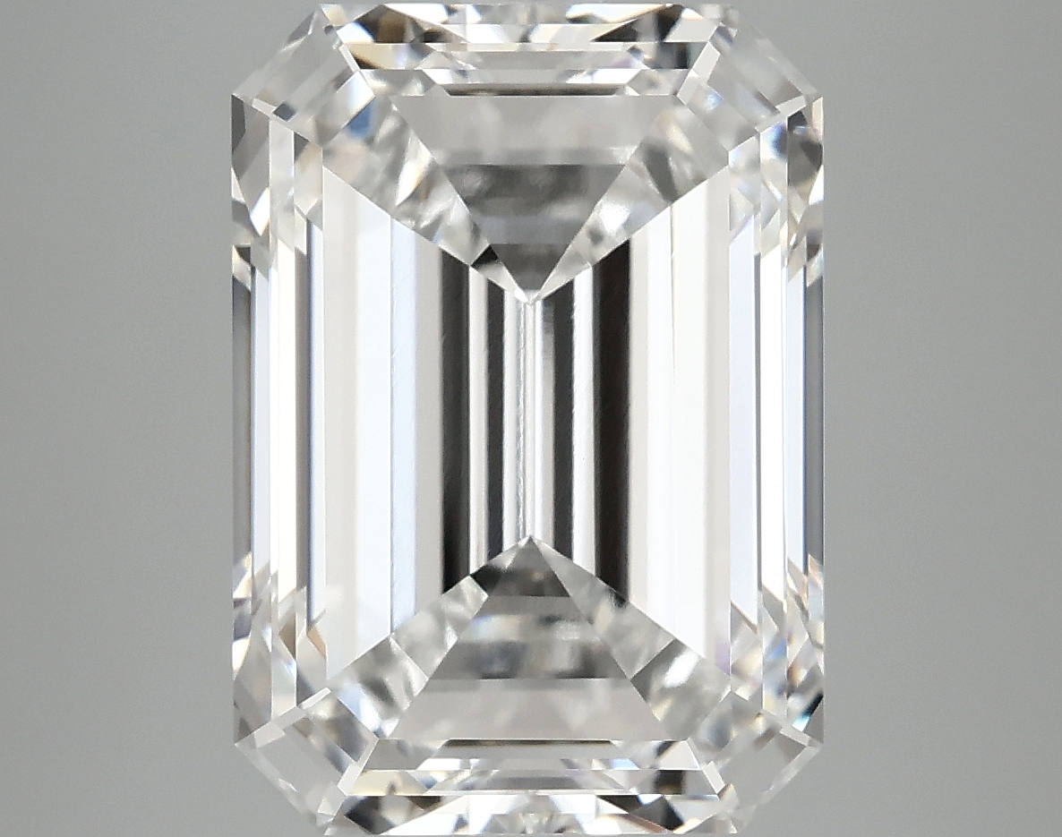 8.10 CT Emerald Diamond