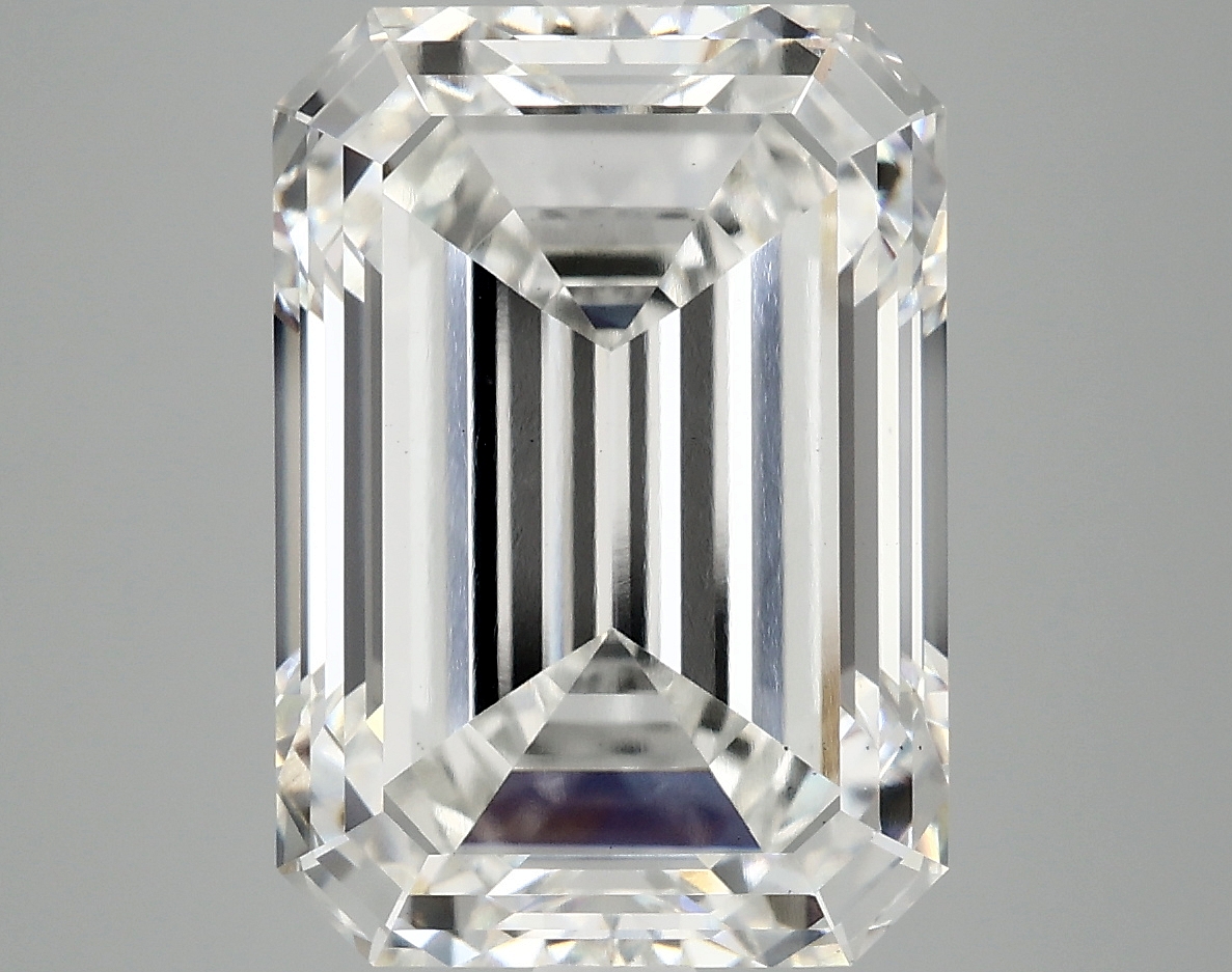 8.37 CT Emerald Diamond