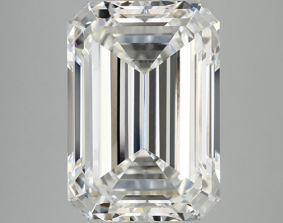 8.20 CT Emerald Diamond