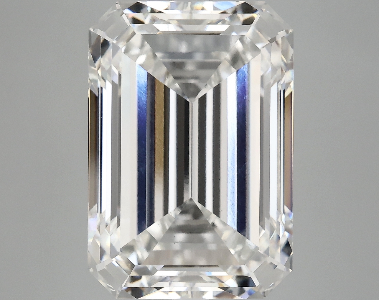 9.27 CT Emerald Diamond