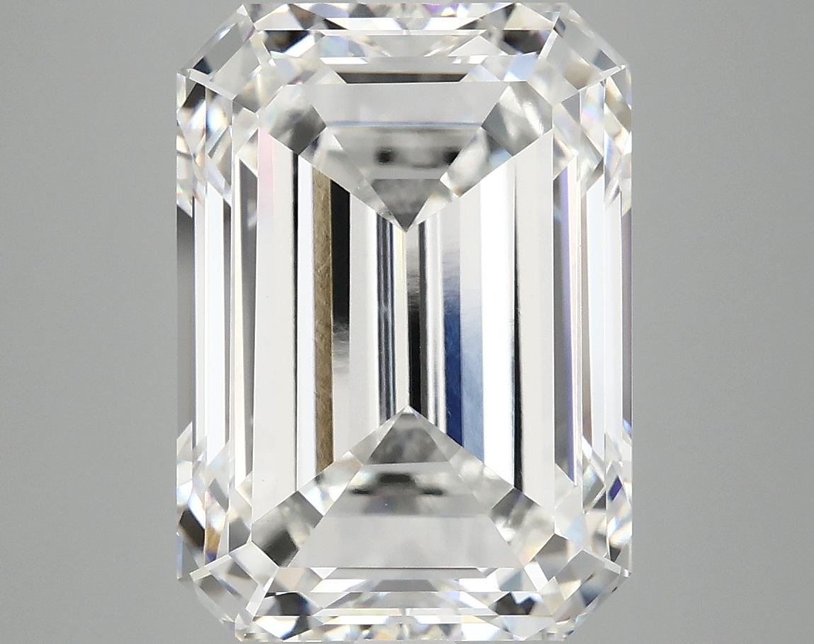 8.41 CT Emerald Diamond