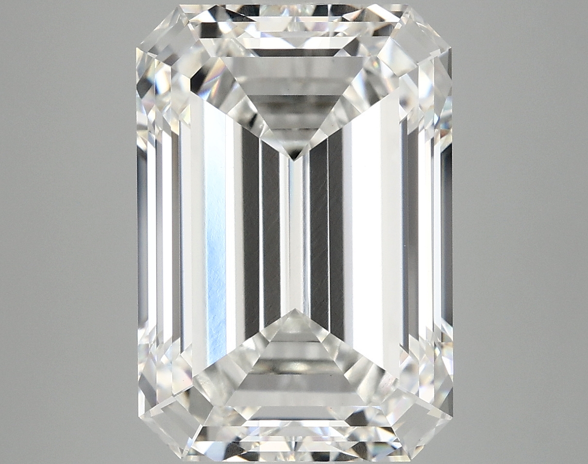 8.07 CT Emerald Diamond