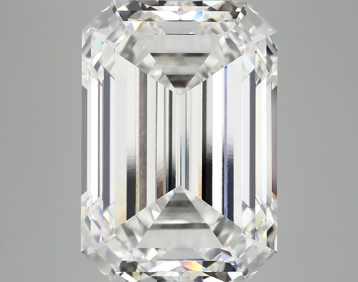 9.51 CT Emerald Diamond