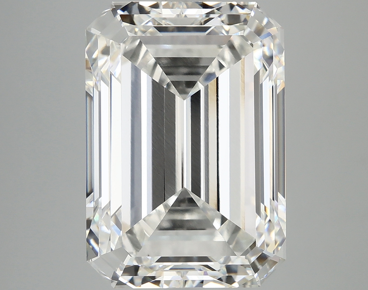 10.61 CT Emerald Diamond