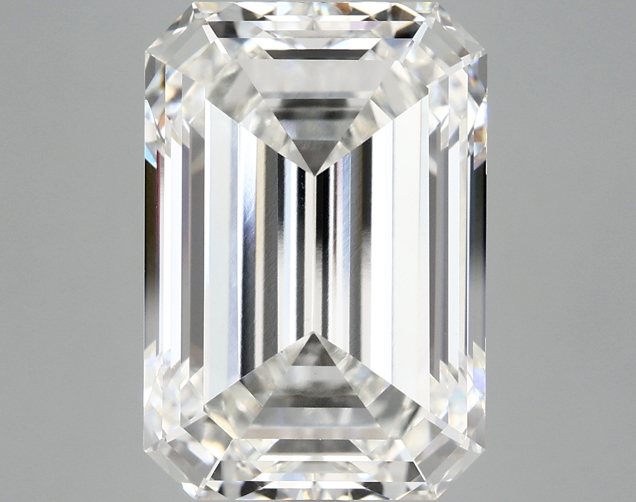 10.58 CT Emerald Diamond
