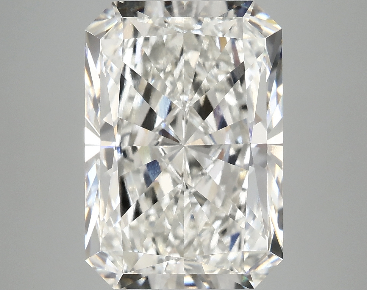8.07 CT Radiant Diamond