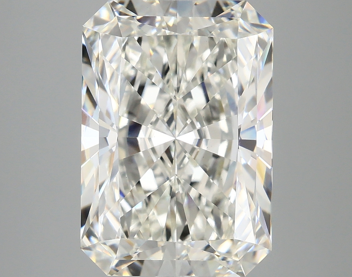 6.18 CT Radiant Diamond
