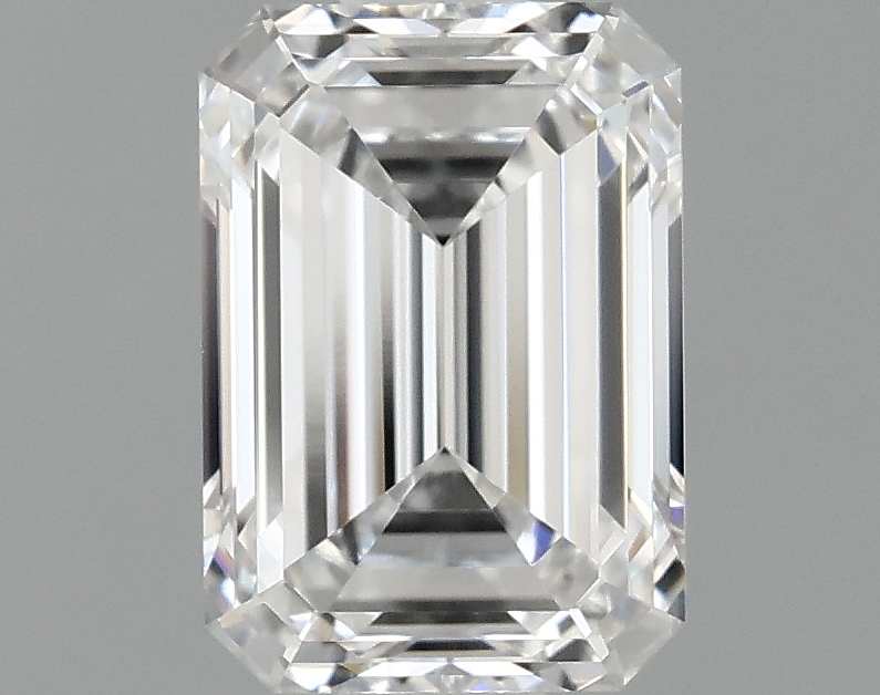 1.09 CT Emerald Diamond