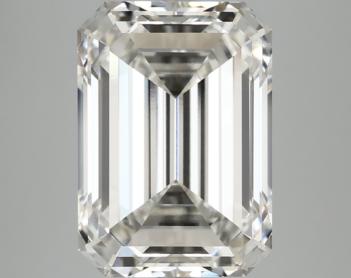 7.09 CT Emerald Diamond