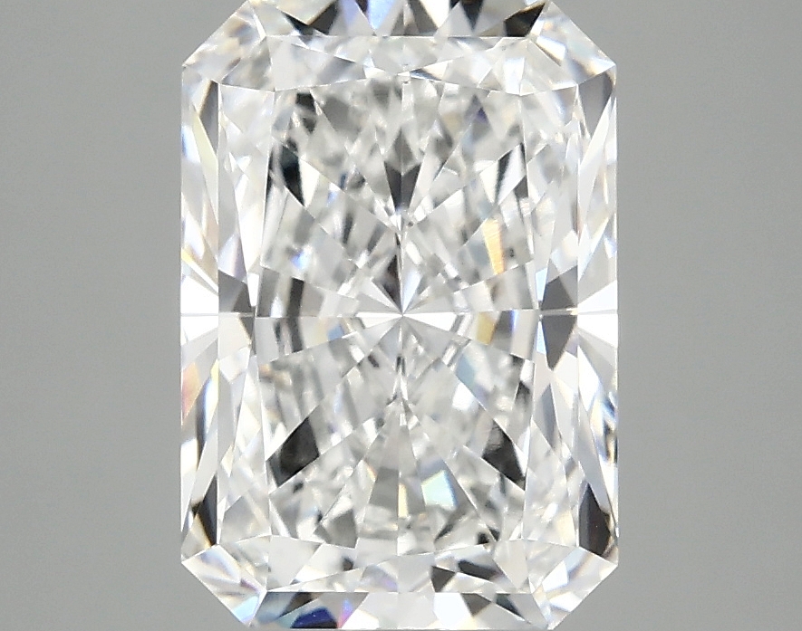 3.10 CT Radiant Diamond