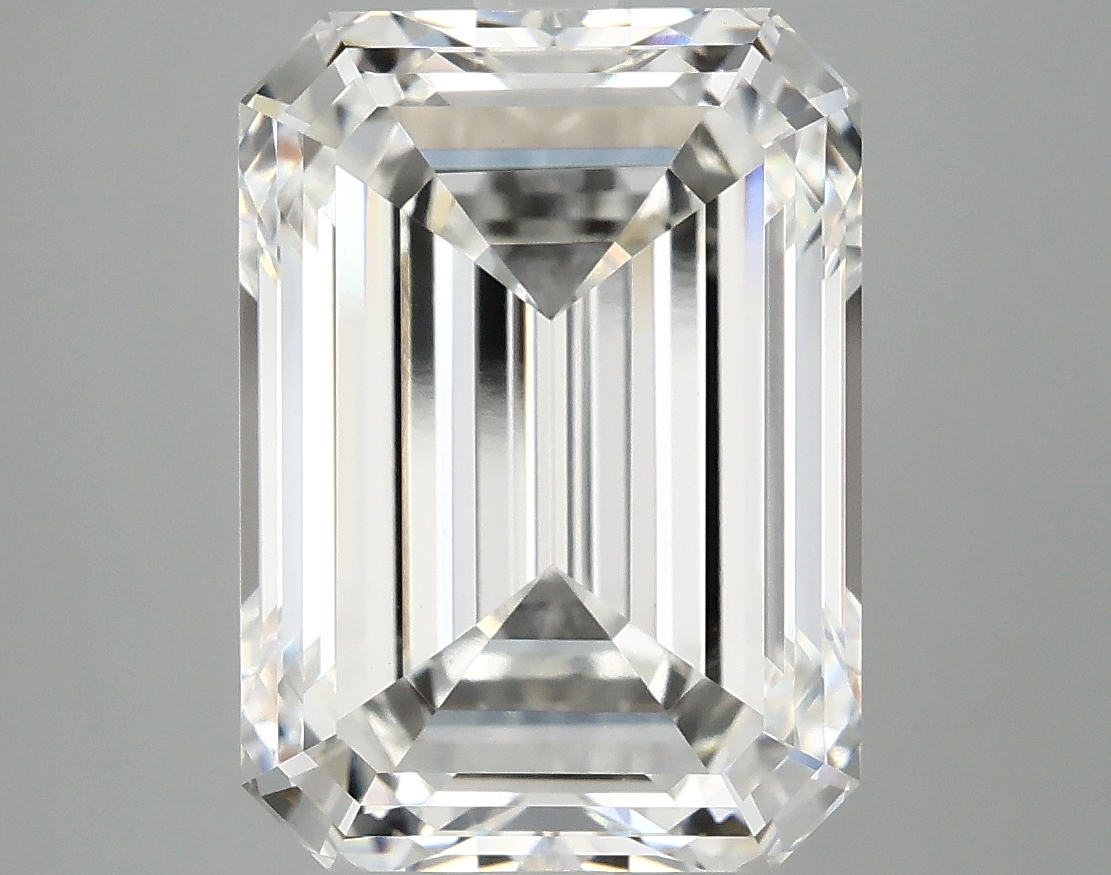 7.06 CT Emerald Diamond