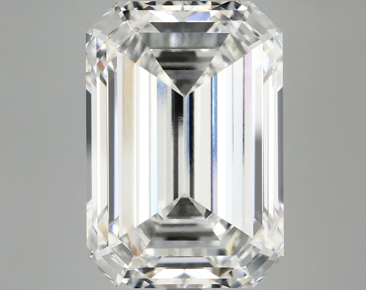 15.14 CT Emerald Diamond
