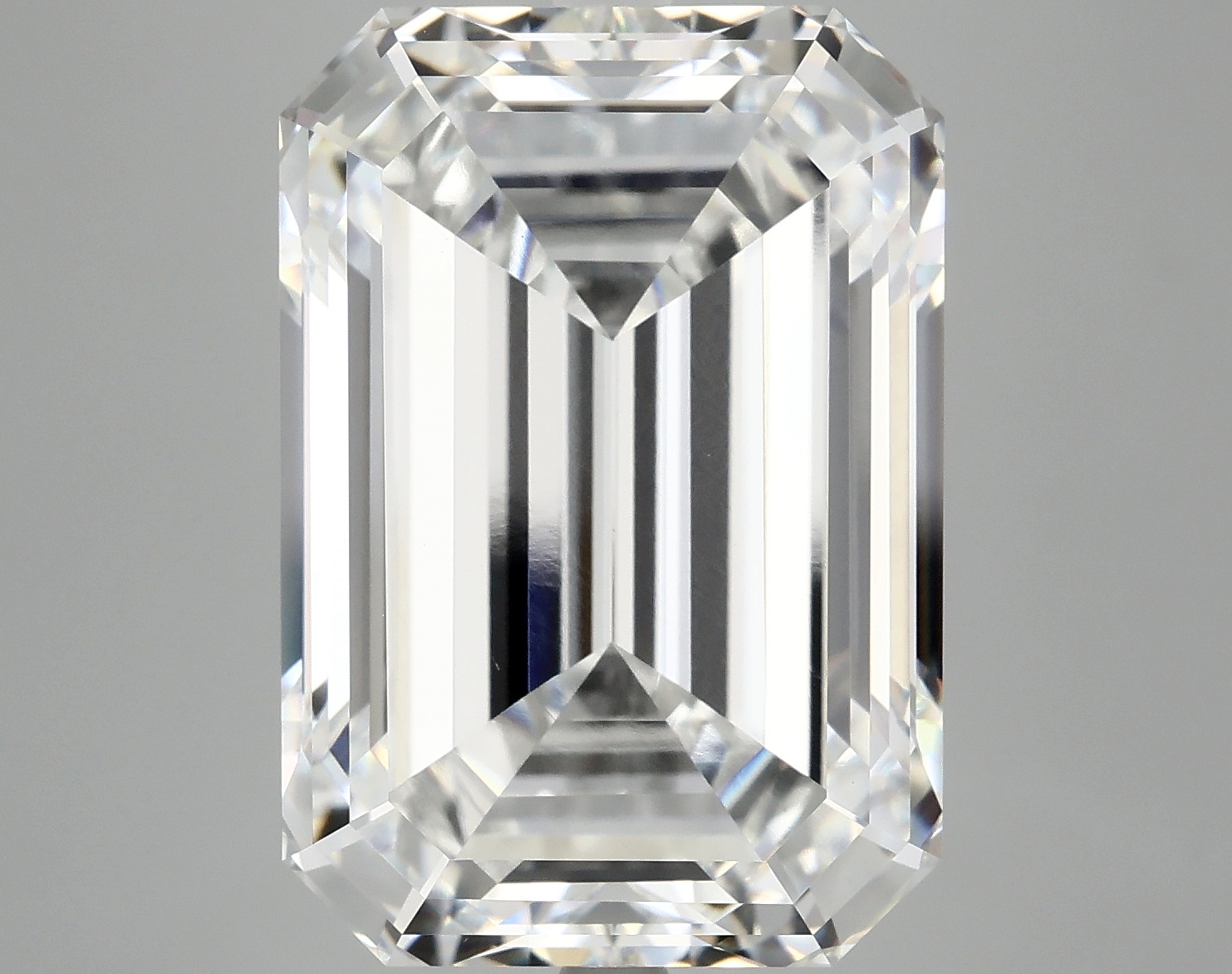 15.09 CT Emerald Diamond