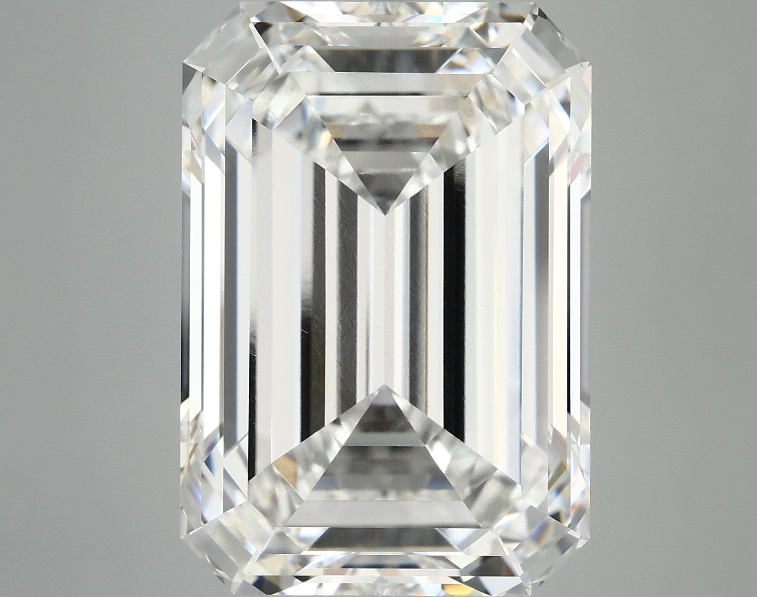 15.24 CT Emerald Diamond