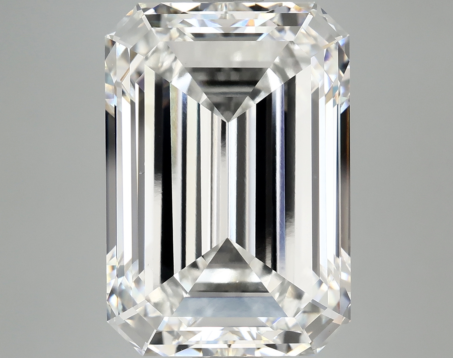 15.16 CT Emerald Diamond