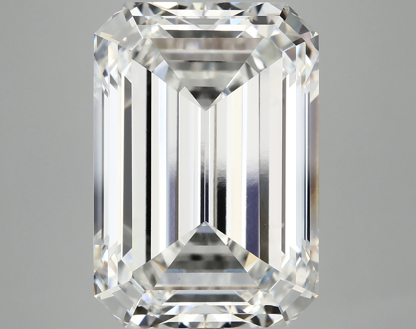 15.36 CT Emerald Diamond