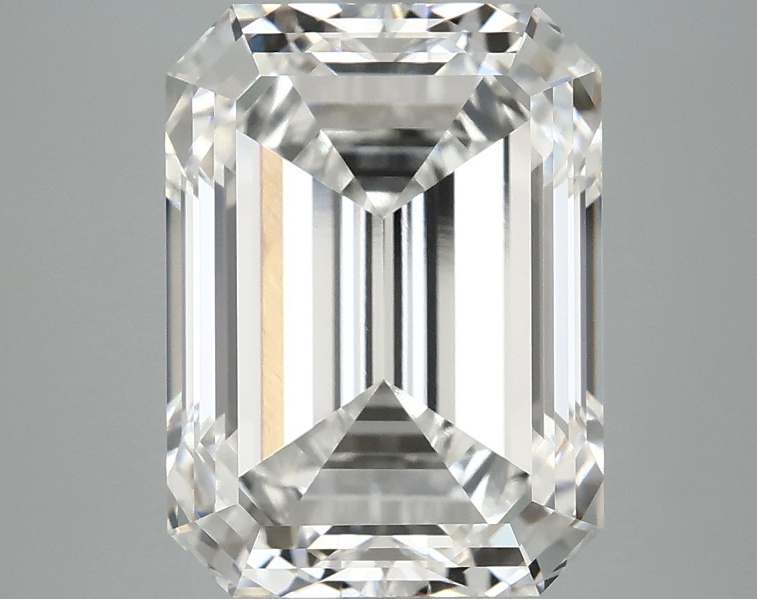 7.09 CT Emerald Diamond