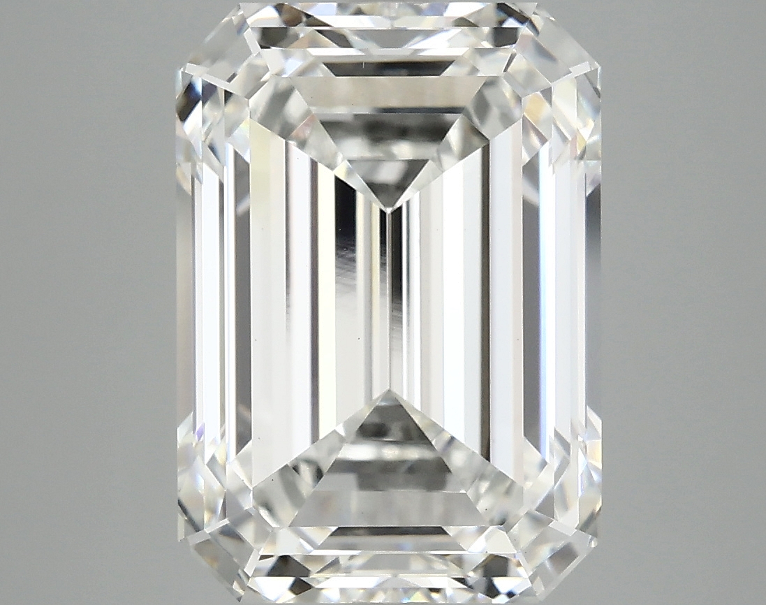 7.09 CT Emerald Diamond