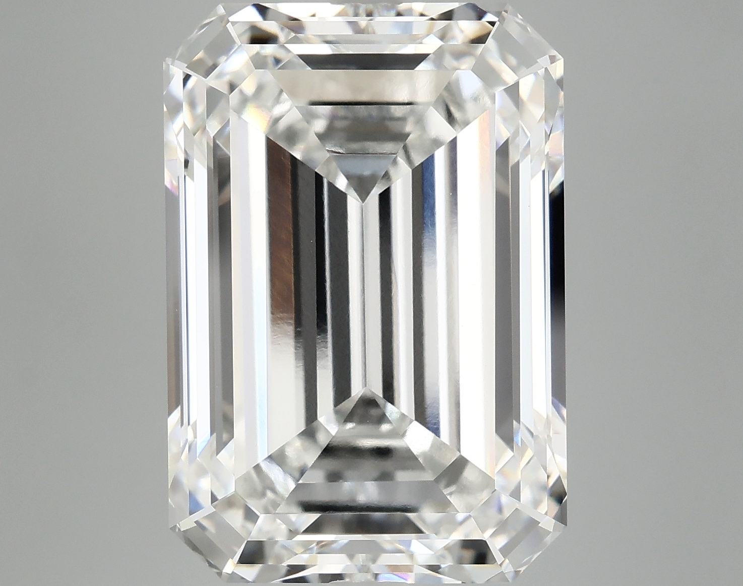 15.19 CT Emerald Diamond