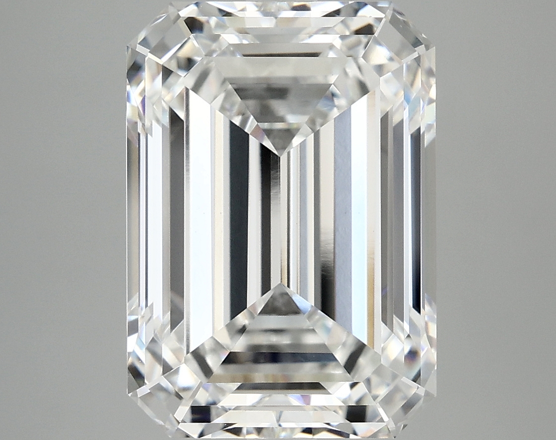 7.17 CT Emerald Diamond