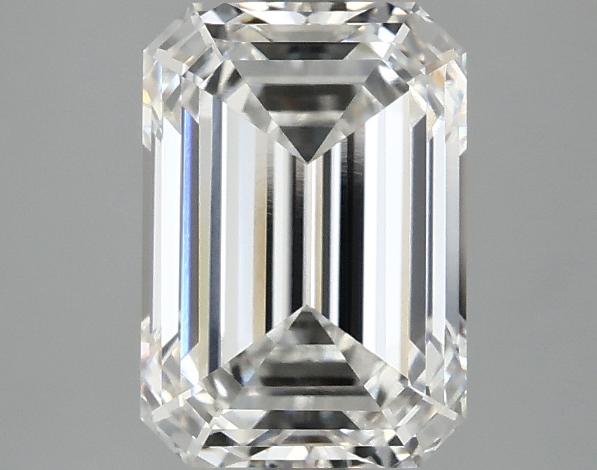 3.07 CT Emerald Diamond